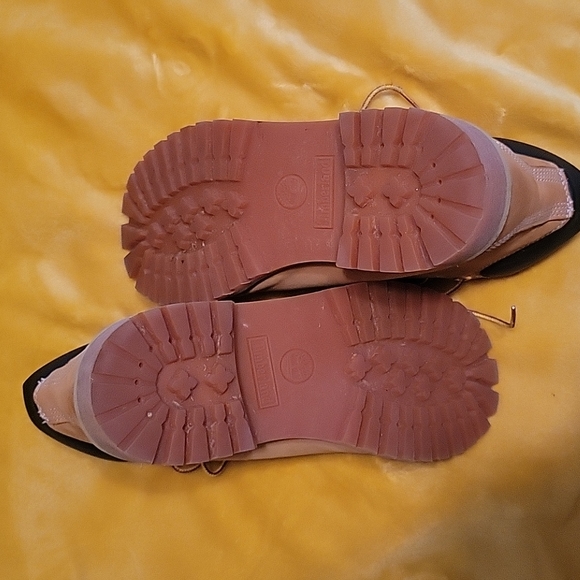 Timberland Camel Colored Boots Size 6M - Picture 5 of 9
